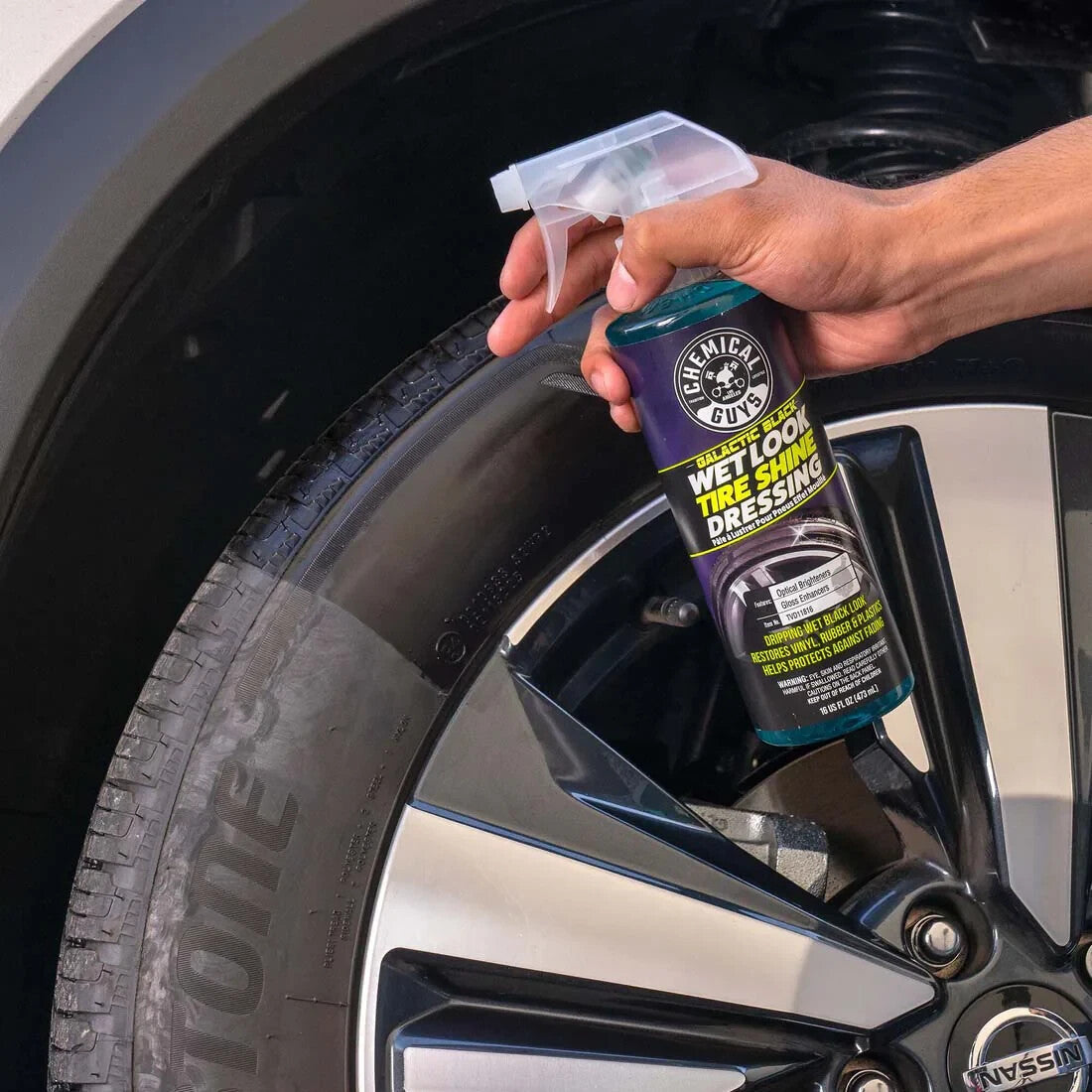 CHEMICAL GUYS Galactic Black Wet Look Tire Shine Dressing (16oz)