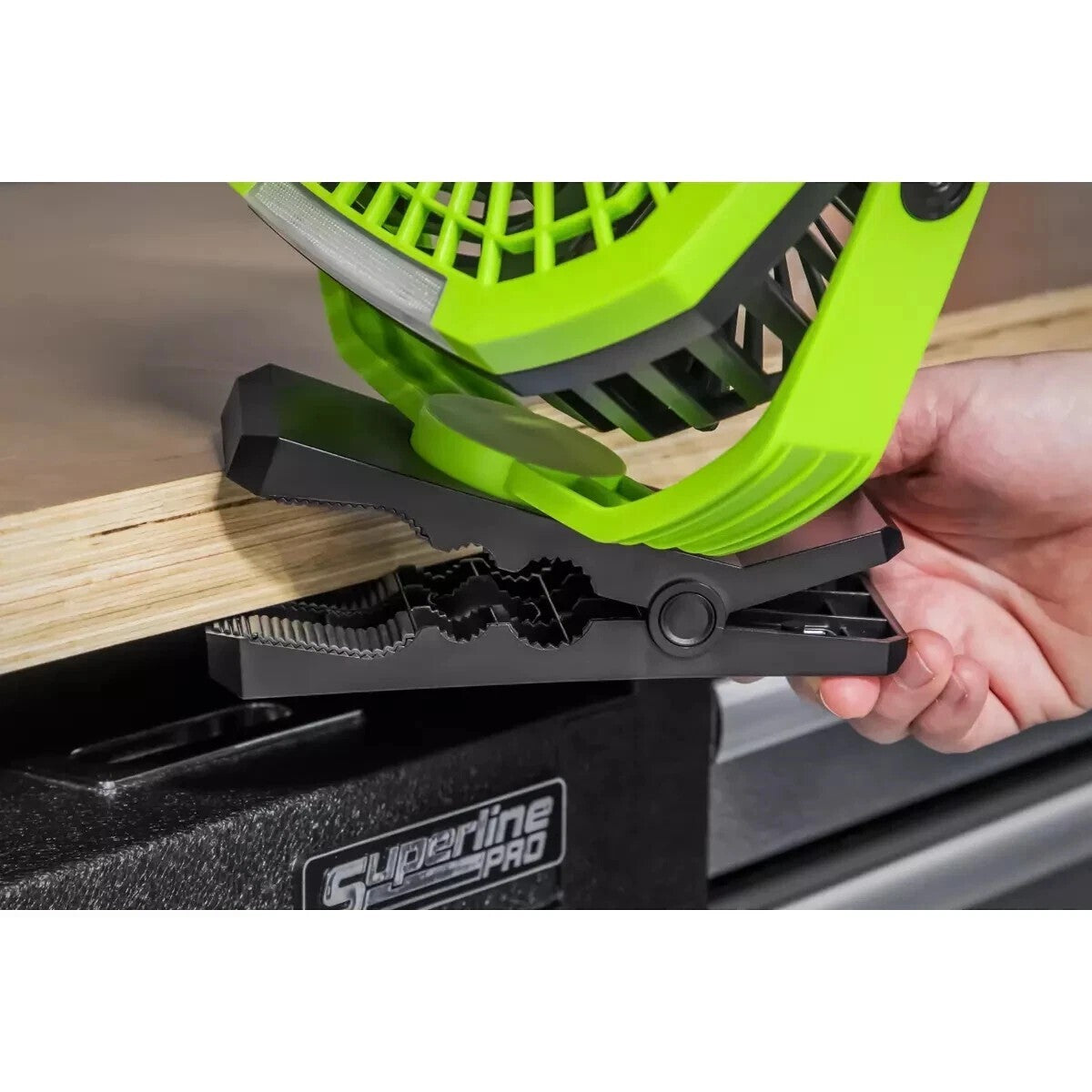 Sealey 4 Speed Portable Rechargeable 8" Clip Fan Magnectic Base LED Light,SCF8WL