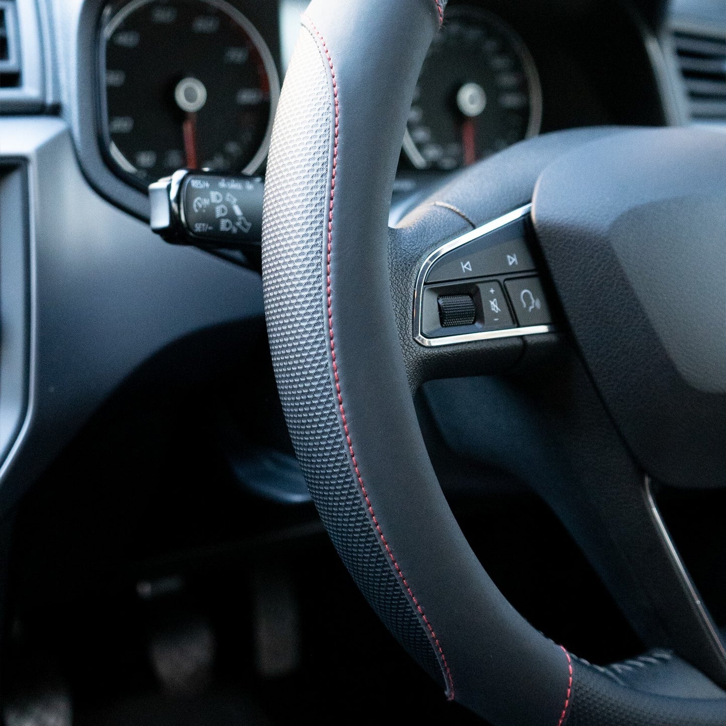 Official Sparco Steering Wheel Cover, Universal fitting, High Quality Material